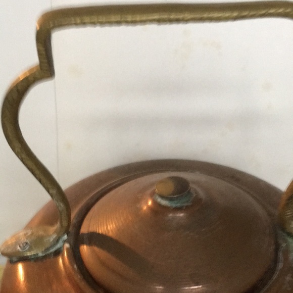 Antique copper and brass large tea kettle, Rome New York - Picture 3 of 6